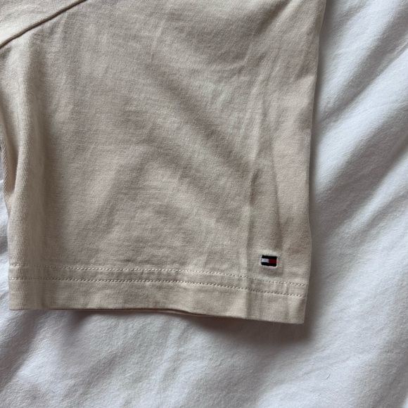 Tommy Hilfiger Cream T-Shirt - Picture 4 of 4